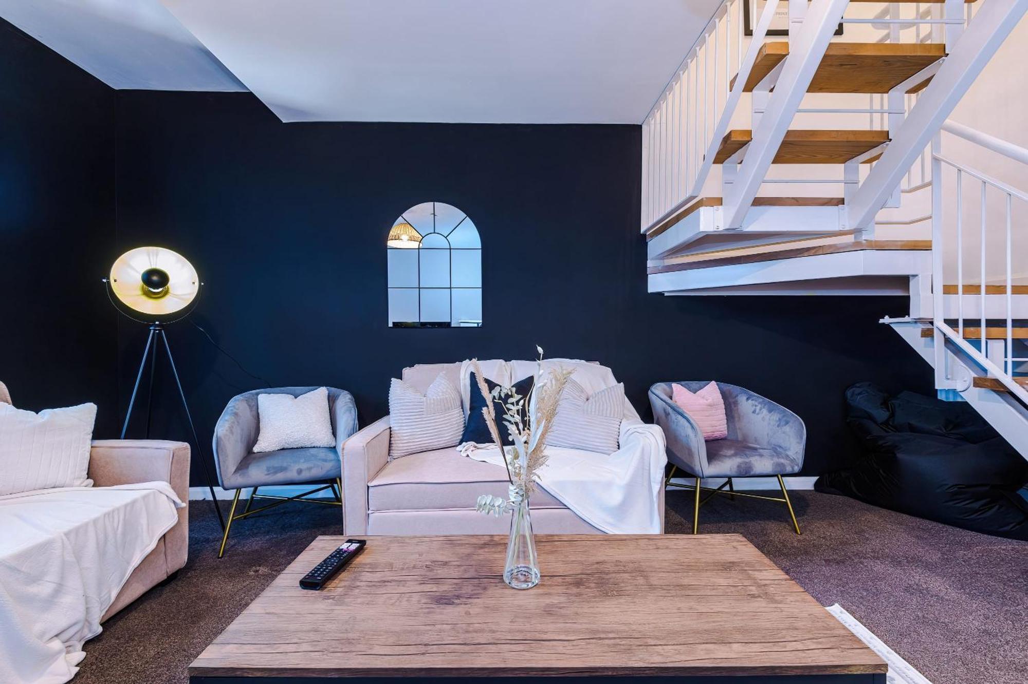 Vila Rest&Recharge At A Spacious Townhouse By The Etihad Manchester Exteriér fotografie